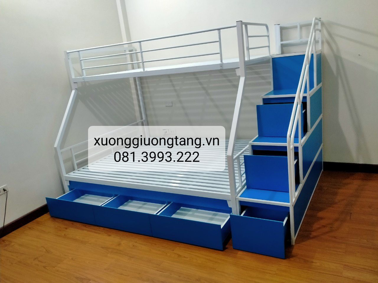 z4747507131932_8d33d8c43e15d06cc5b6580e1e730419.jpg